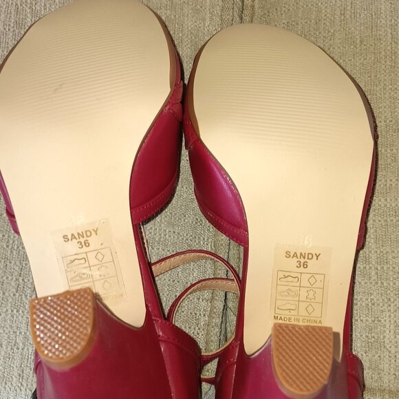 Chelsea Crew Red T-strap Flapper Heels, 5, NWB - Picture 3 of 3